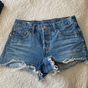 Levi’s Shorts 501 -  W27